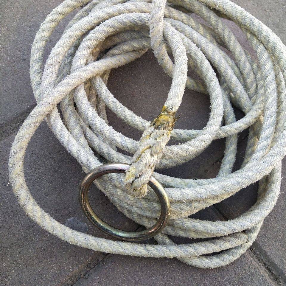 Old sea ropes 8 meters 3879735